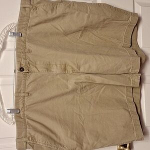 l mens Izod tan adjustable waist shorts size 52
